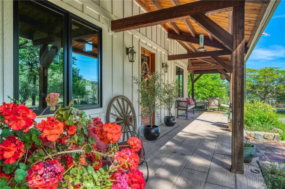19676 State Highway 175 Middletown, CA 95461