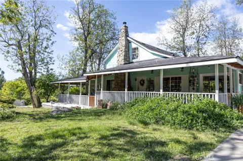 39520 Pierce Lake