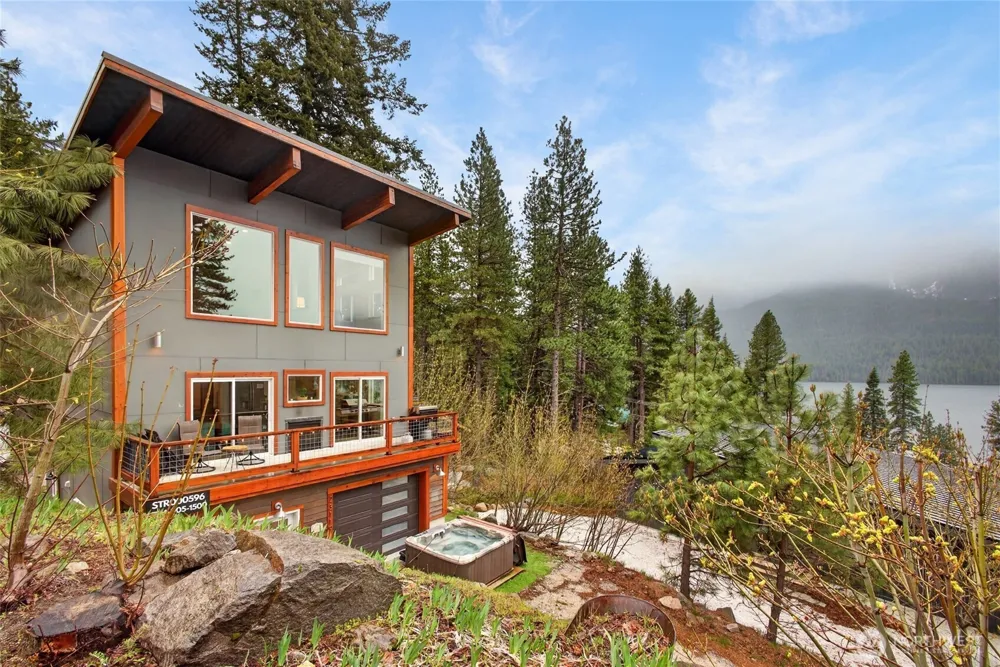 23119 Lake Wenatchee Hwy Leavenworth, WA 98826
