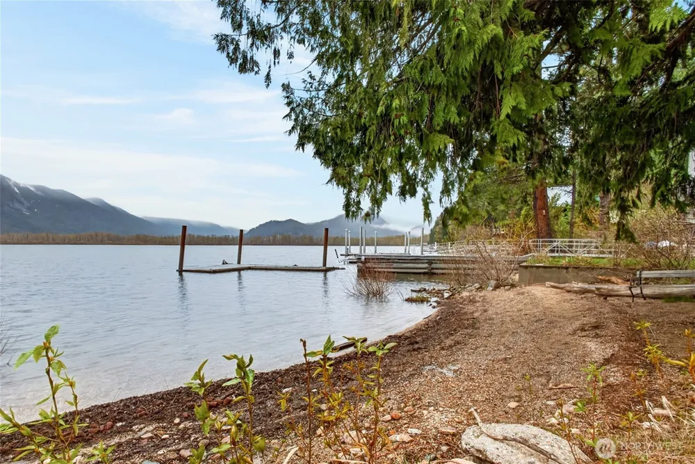 23119 Lake Wenatchee Hwy Leavenworth, WA 98826