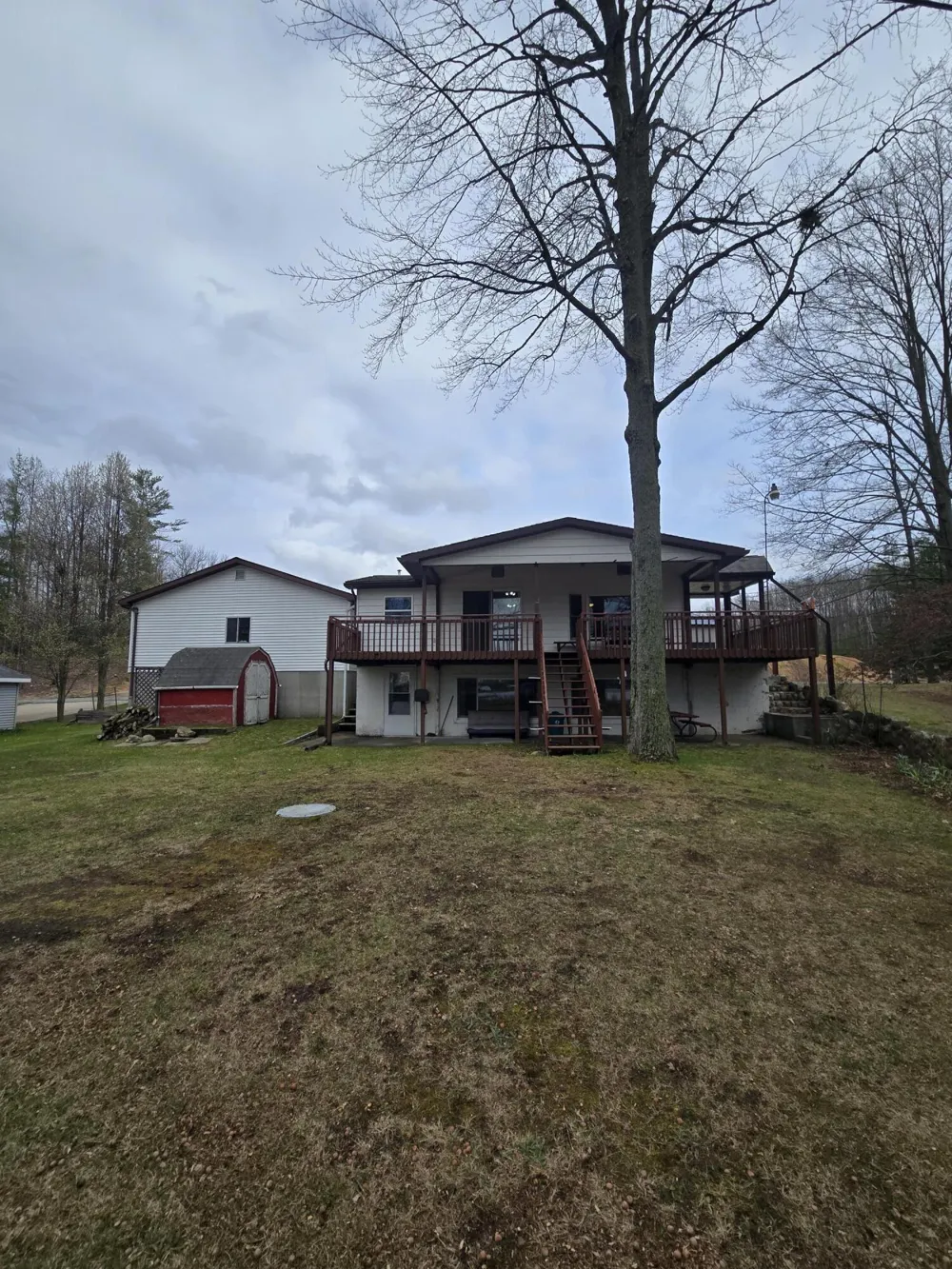 20041 E Chippewa Lake Drive Chippewa Township, MI 49631