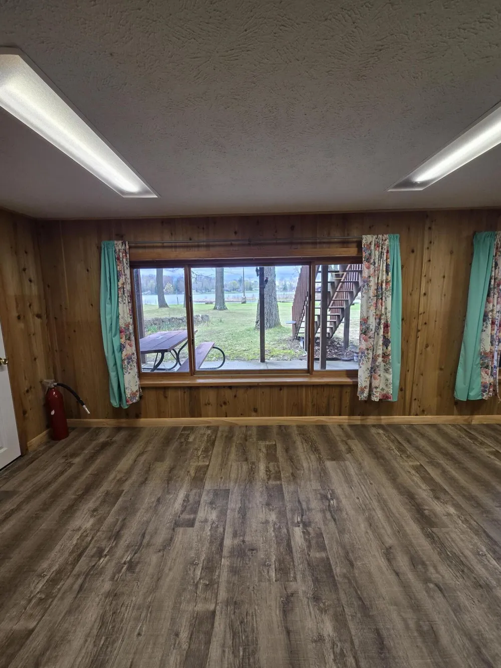 20041 E Chippewa Lake Drive Chippewa Township, MI 49631