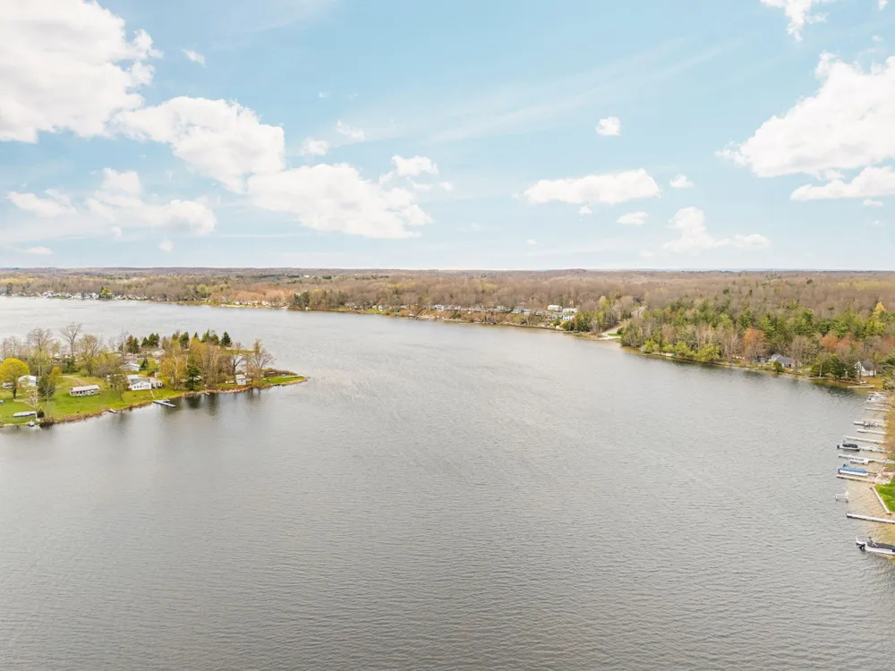 20041 E Chippewa Lake Drive Chippewa Township, MI 49631