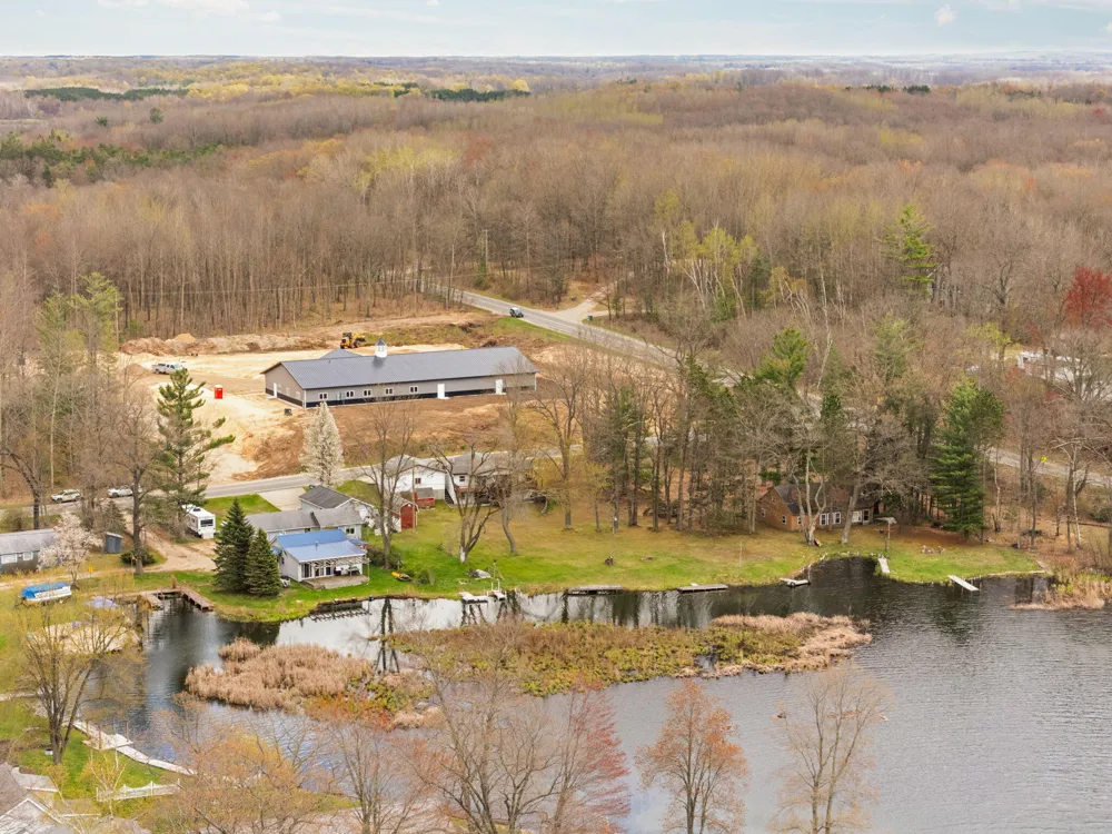 20041 E Chippewa Lake Drive Chippewa Township, MI 49631