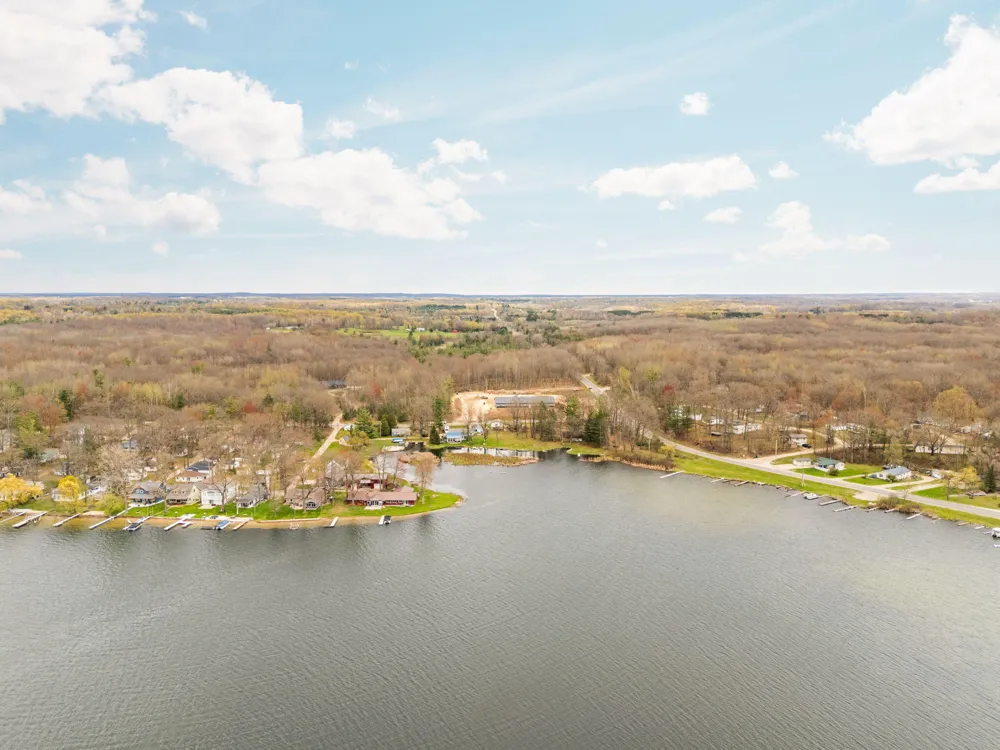 20041 E Chippewa Lake Drive Chippewa Township, MI 49631