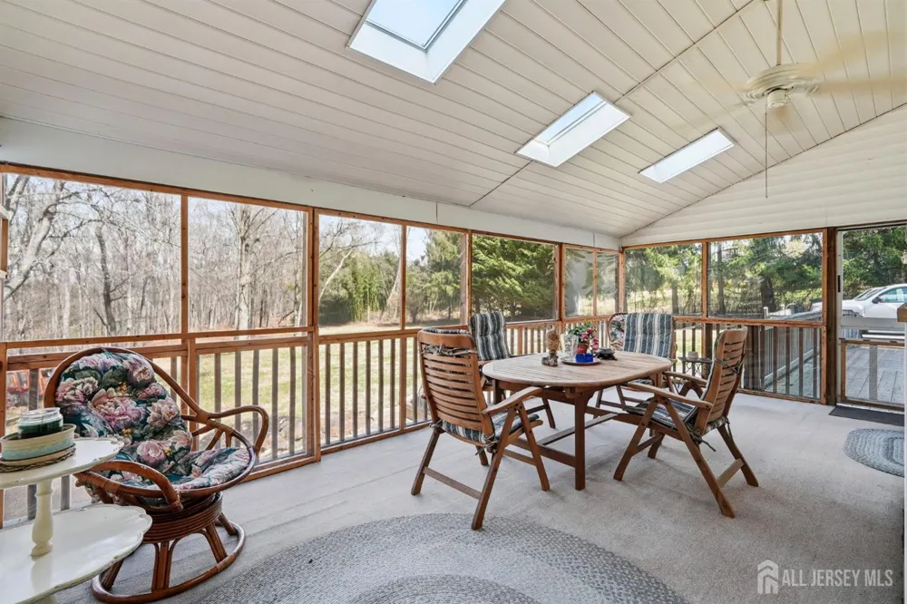 140 Bunker Hill Road Franklin Twsp, NJ 08540