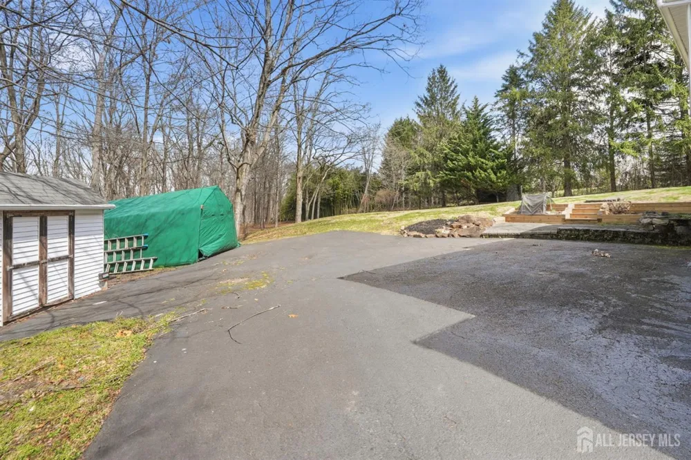 140 Bunker Hill Road Franklin Twsp, NJ 08540