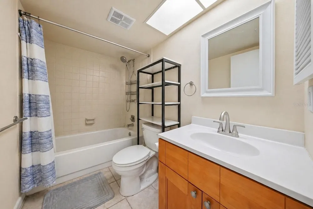 2617 BARKSDALE COURT Clearwater, FL 33761