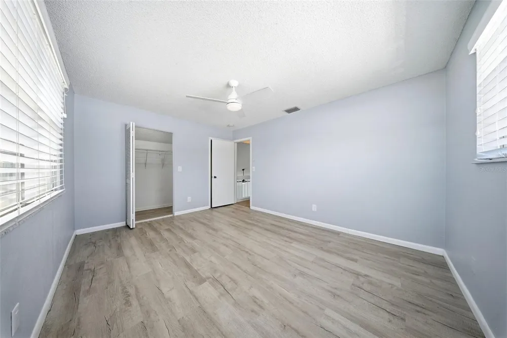 2617 BARKSDALE COURT Clearwater, FL 33761