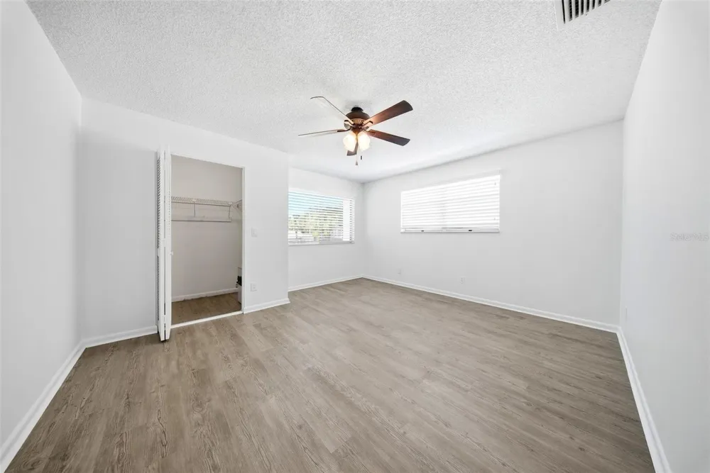 2617 BARKSDALE COURT Clearwater, FL 33761