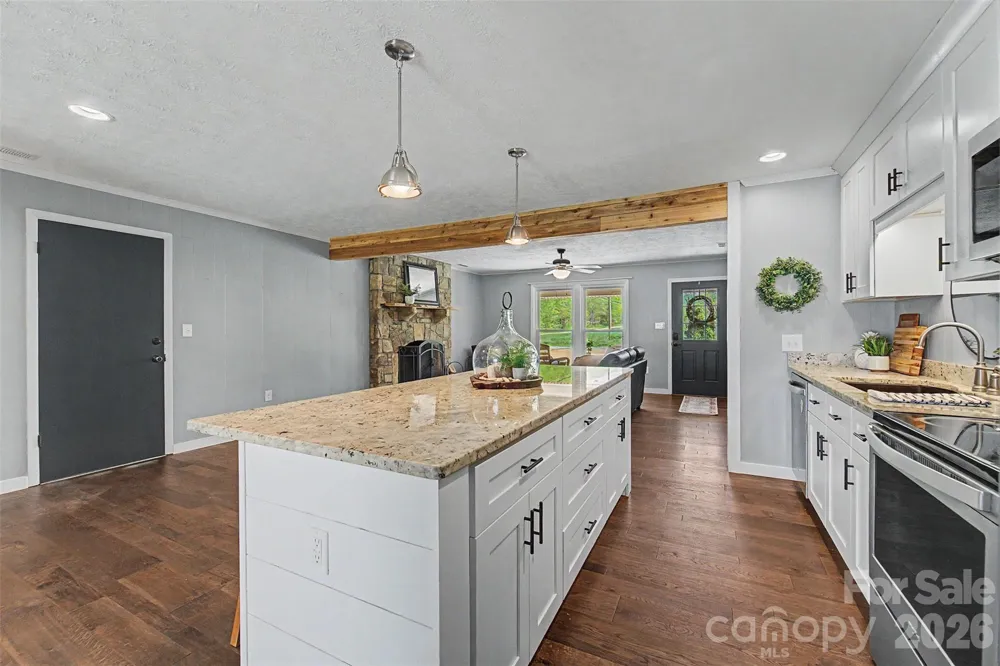 160 Canter Lane Sylva, NC 28779