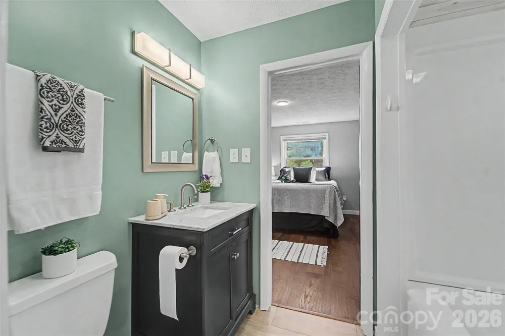 160 Canter Lane Sylva, NC 28779