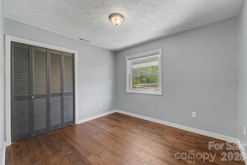 160 Canter Lane Sylva, NC 28779