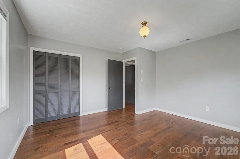 160 Canter Lane Sylva, NC 28779