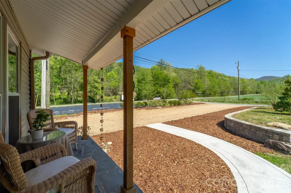 160 Canter Lane Sylva, NC 28779