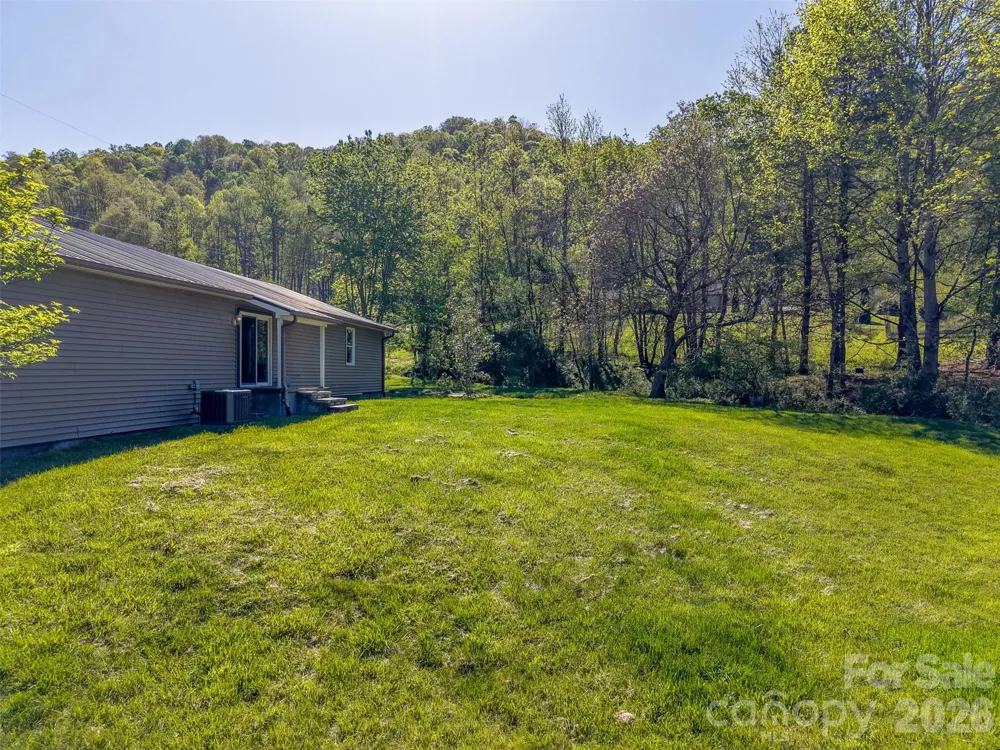 160 Canter Lane Sylva, NC 28779