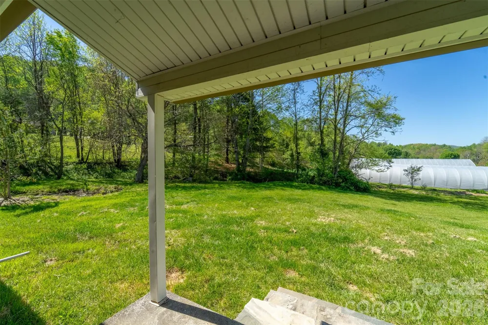 160 Canter Lane Sylva, NC 28779