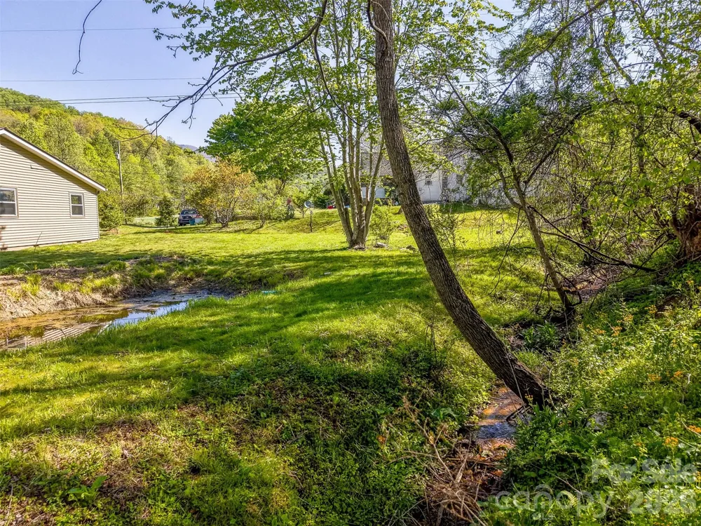 160 Canter Lane Sylva, NC 28779