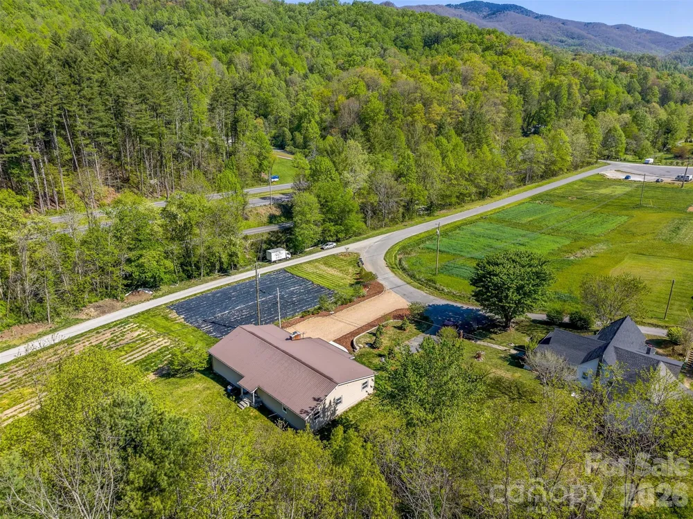 160 Canter Lane Sylva, NC 28779
