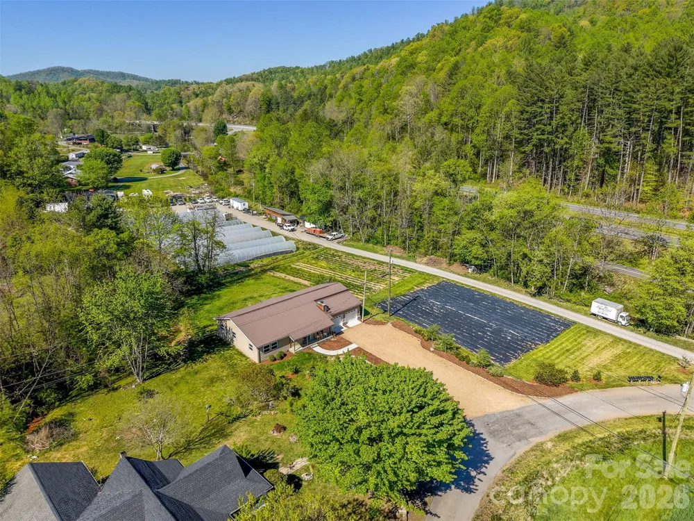 160 Canter Lane Sylva, NC 28779