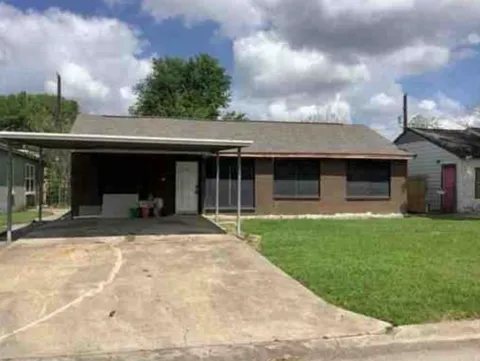 4721 Paradise Lane
