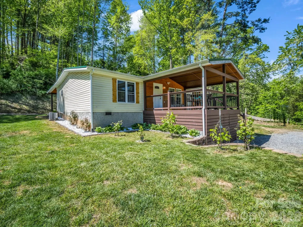 285 Dix Creek No 1 Road Leicester, NC 28748