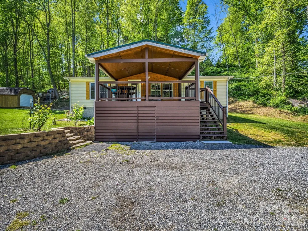 285 Dix Creek No 1 Road Leicester, NC 28748