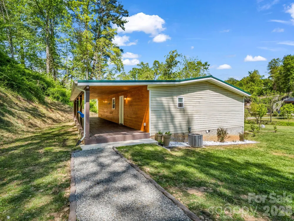 285 Dix Creek No 1 Road Leicester, NC 28748