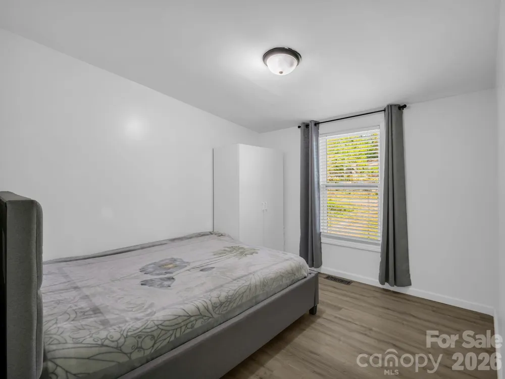 285 Dix Creek No 1 Road Leicester, NC 28748