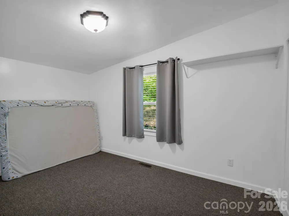 285 Dix Creek No 1 Road Leicester, NC 28748