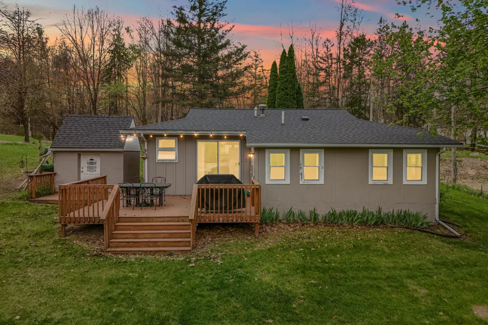 7901 Topinabee Drive Montgomery, MI 49255