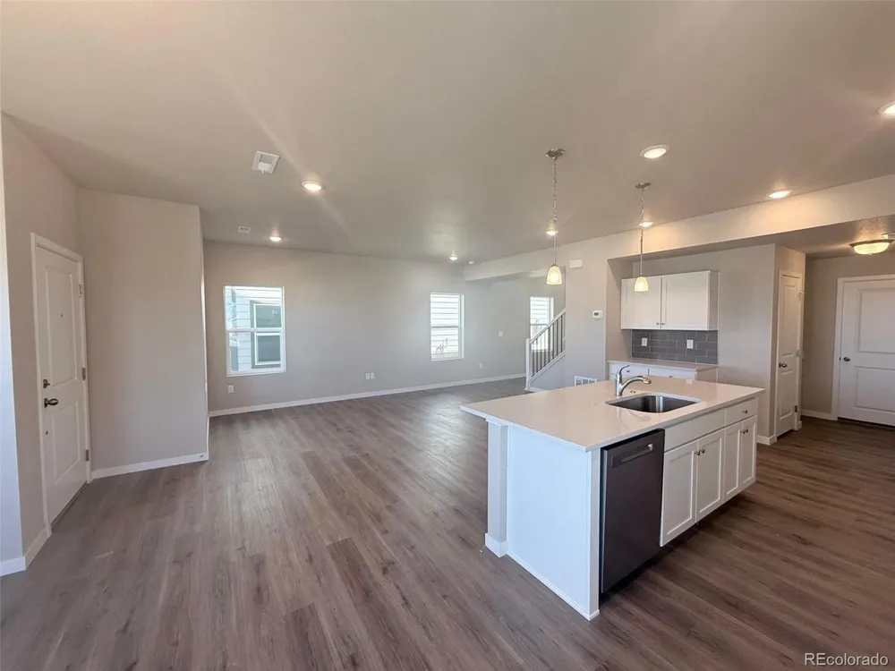 792 Bently Street Watkins, CO 80137