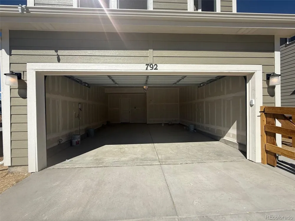 792 Bently Street Watkins, CO 80137