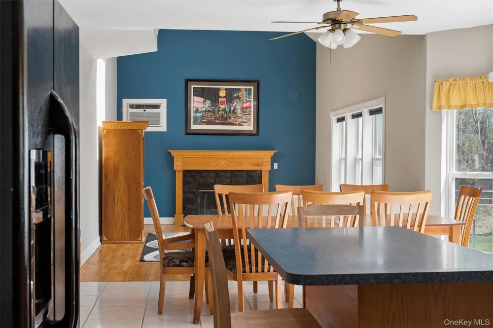 17 Egret Way Center Moriches, NY 11934