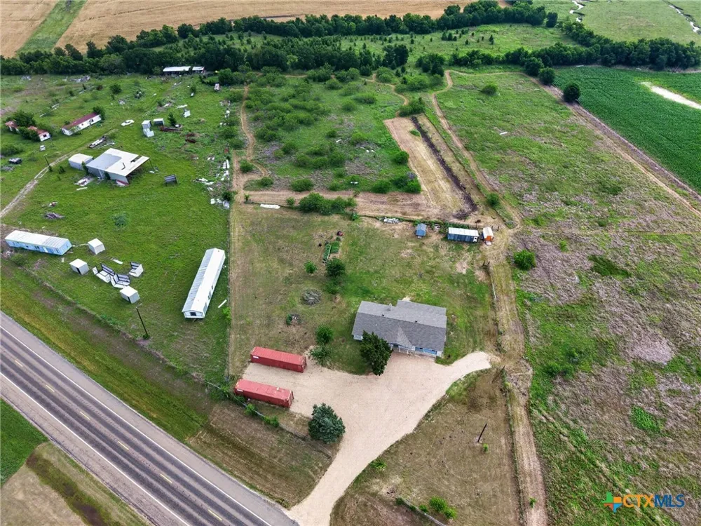 9406 Highway 77 Burlington, TX 76519