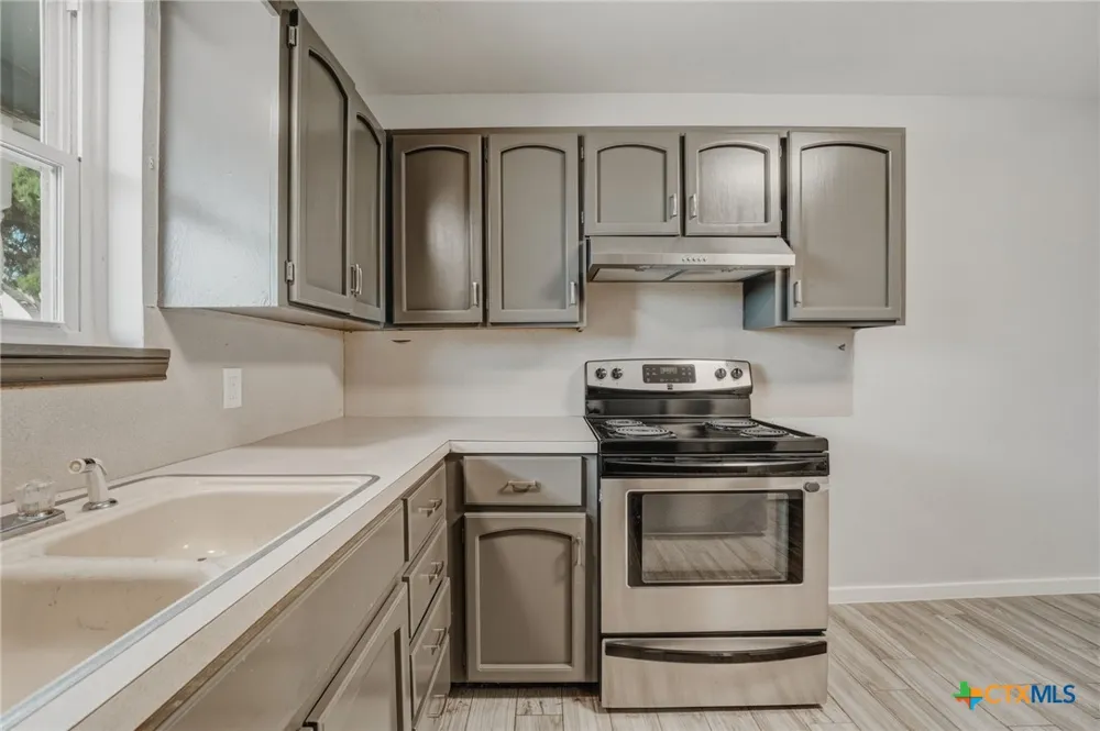 9406 Highway 77 Burlington, TX 76519