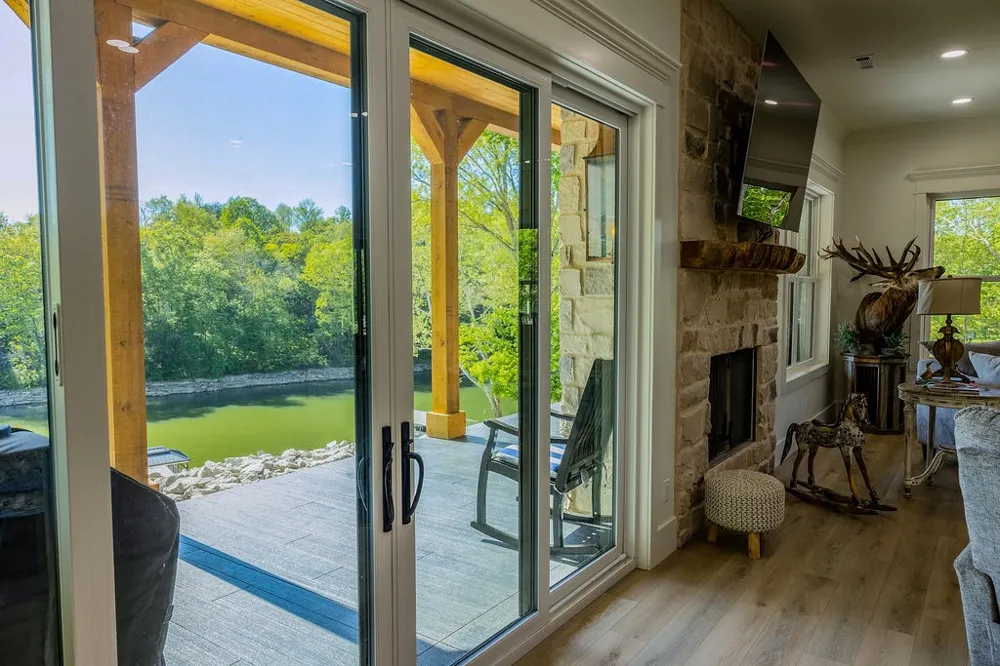 139 River Oaks Dr Sparta, TN 38583