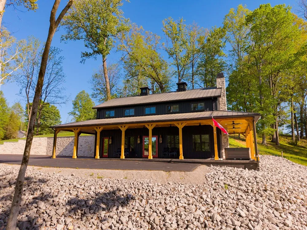 139 River Oaks Dr Sparta, TN 38583