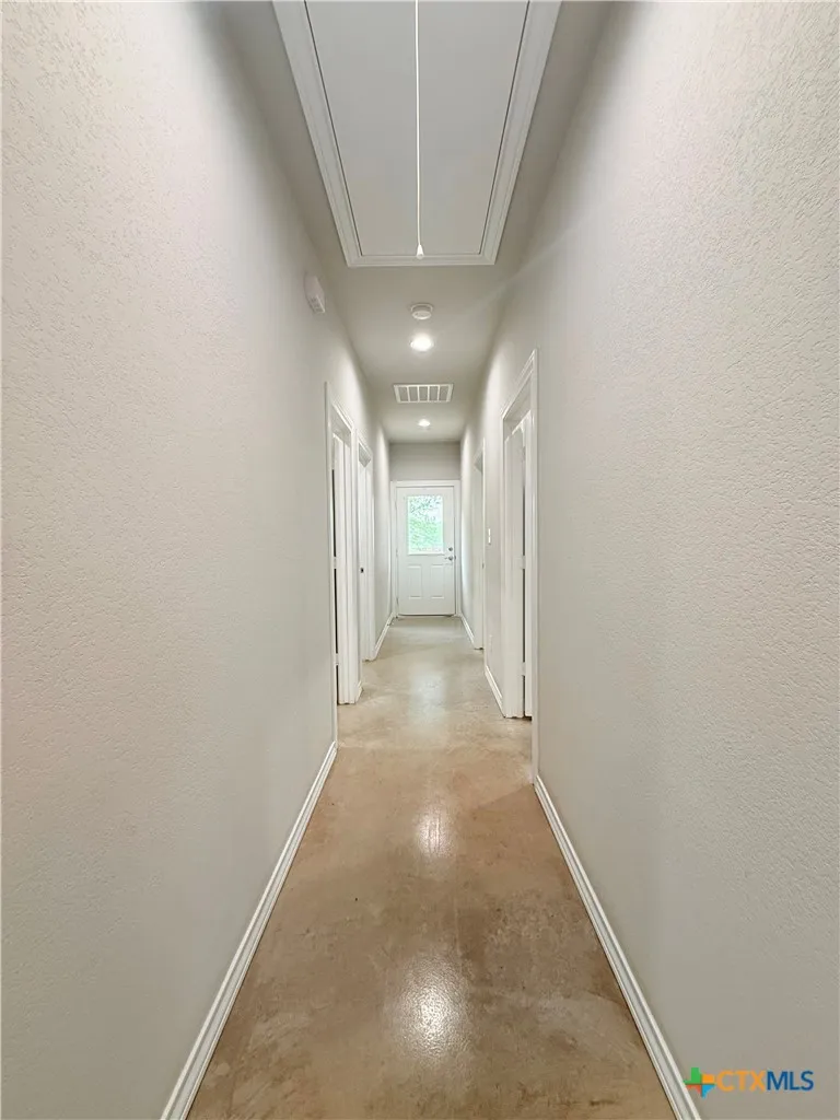607 E Martindale Road #B Seguin, TX 78155