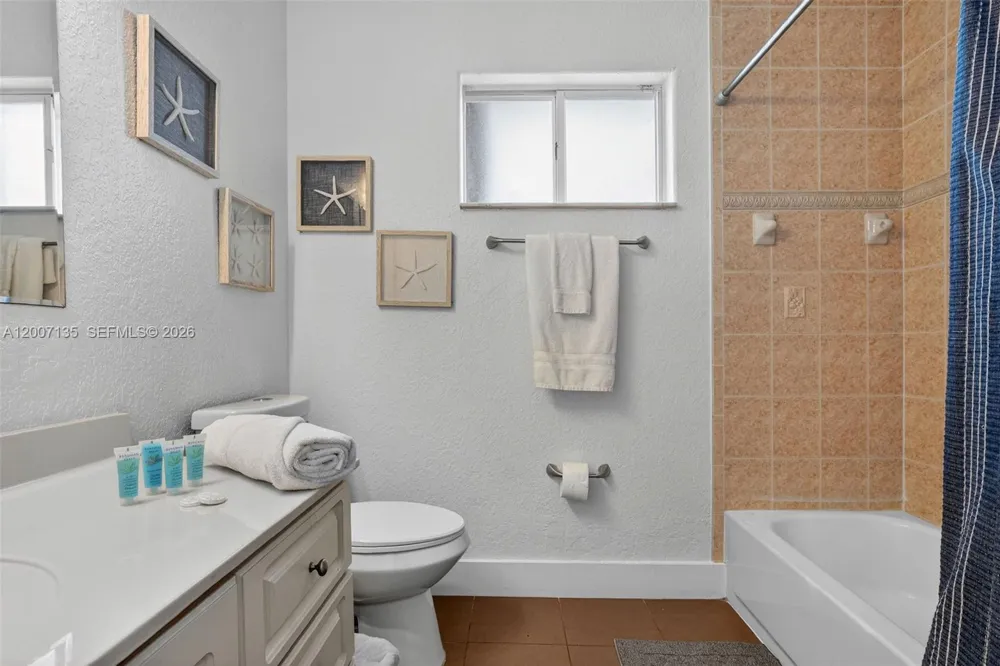 5161 SW 159th Ct Miami, FL 33185