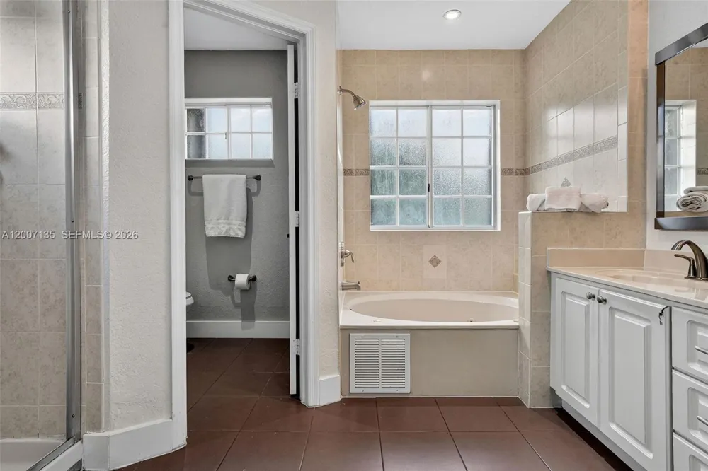 5161 SW 159th Ct Miami, FL 33185