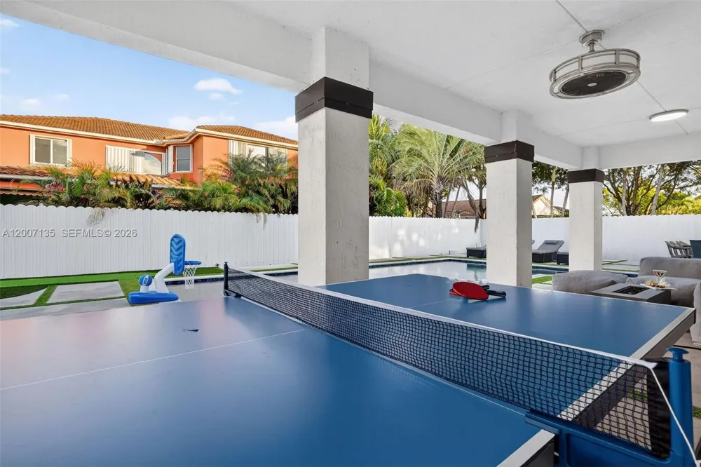 5161 SW 159th Ct Miami, FL 33185