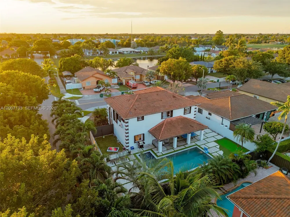 5161 SW 159th Ct Miami, FL 33185
