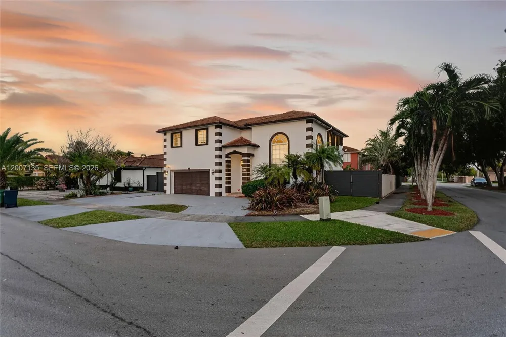 5161 SW 159th Ct Miami, FL 33185