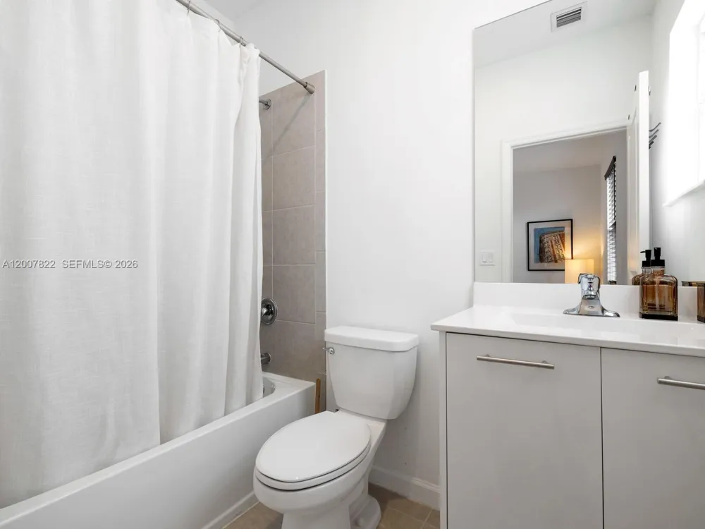 2349 NW 122nd Ter Miami, FL 33167