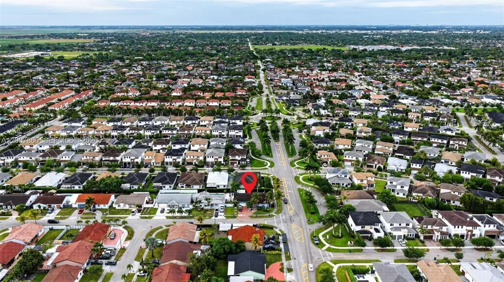 15201 SW 177th Ter Miami, FL 33187