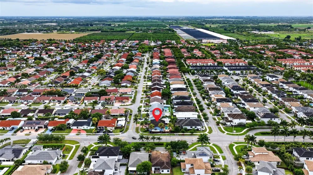 15201 SW 177th Ter Miami, FL 33187