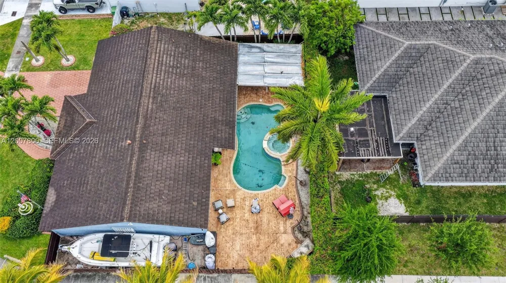 15201 SW 177th Ter Miami, FL 33187