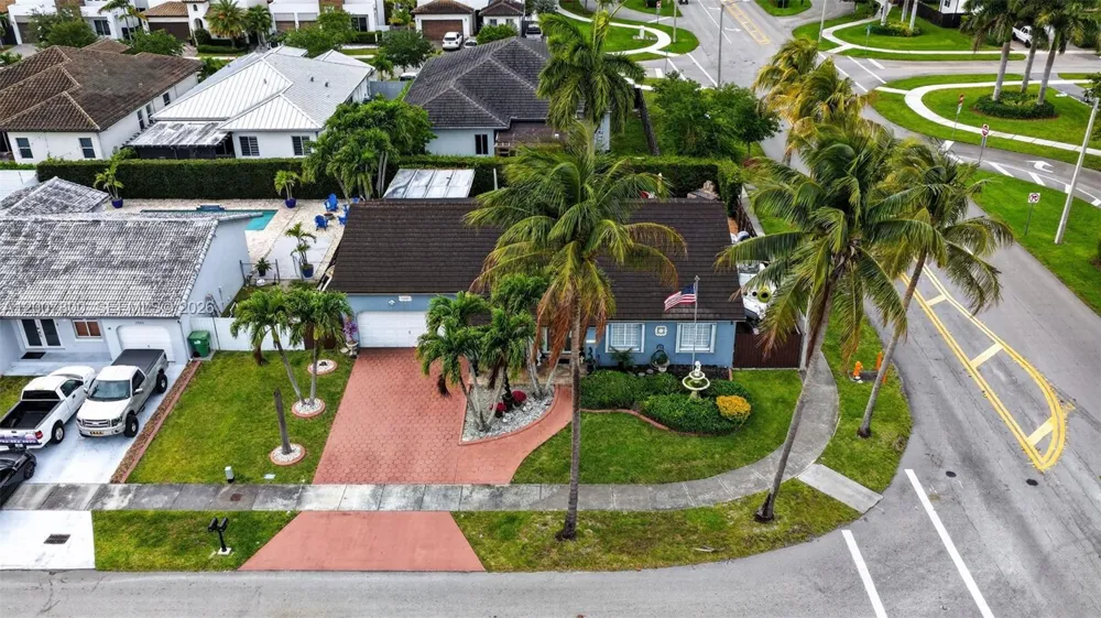 15201 SW 177th Ter Miami, FL 33187