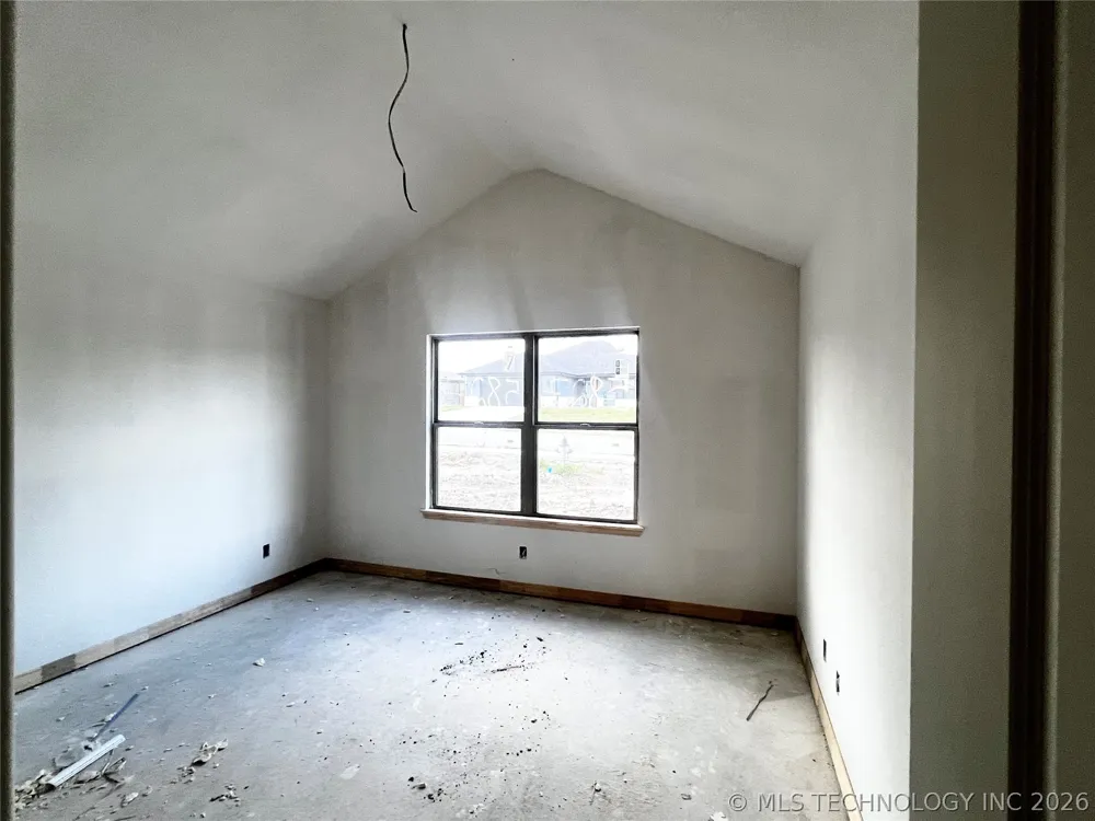 5827 Coldspring Lane Bartlesville, OK 74006
